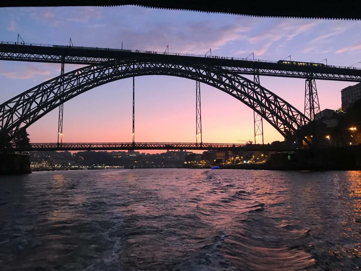 Porto Private Yacht- Accommodation Douro River المظهر الخارجي الصورة